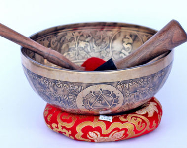 how to use singing bowls